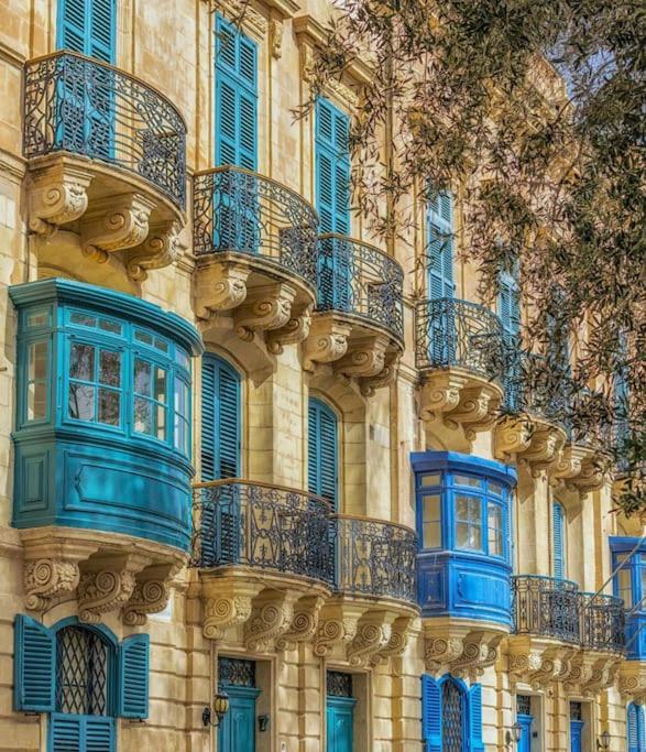 Modern 3 Bedroom Apartment Close To Paceville And Beach Is-Swieqi Ngoại thất bức ảnh