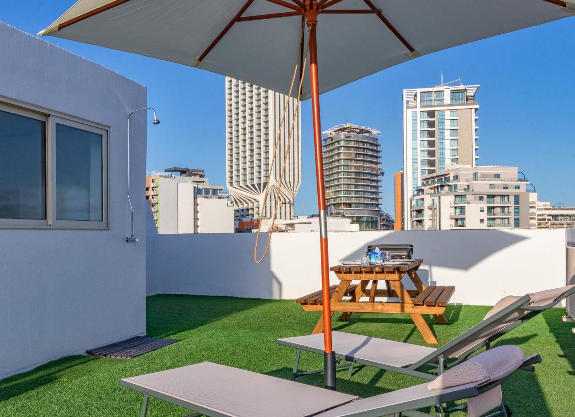 Modern 3 Bedroom Apartment Close To Paceville And Beach Is-Swieqi Ngoại thất bức ảnh